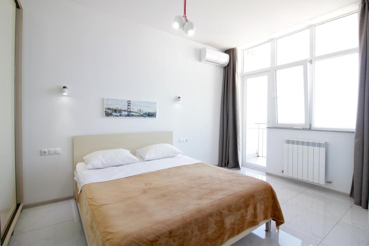 Apartments Inasaredze Batumi Bagian luar foto