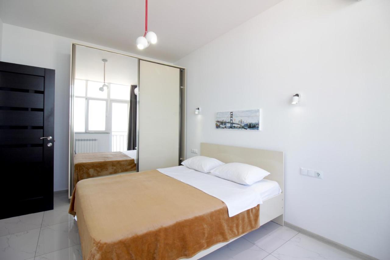 Apartments Inasaredze Batumi Bagian luar foto
