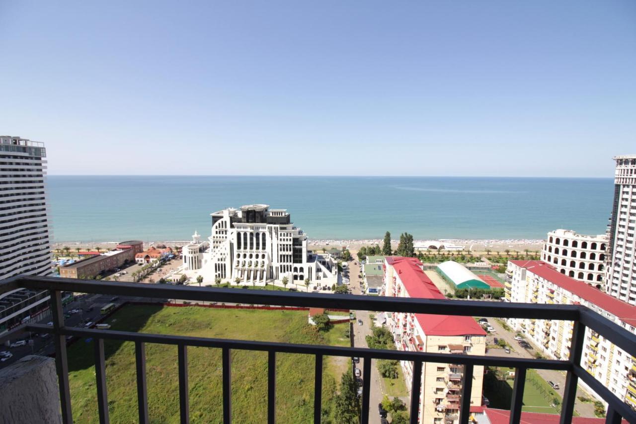 Apartments Inasaredze Batumi Bagian luar foto
