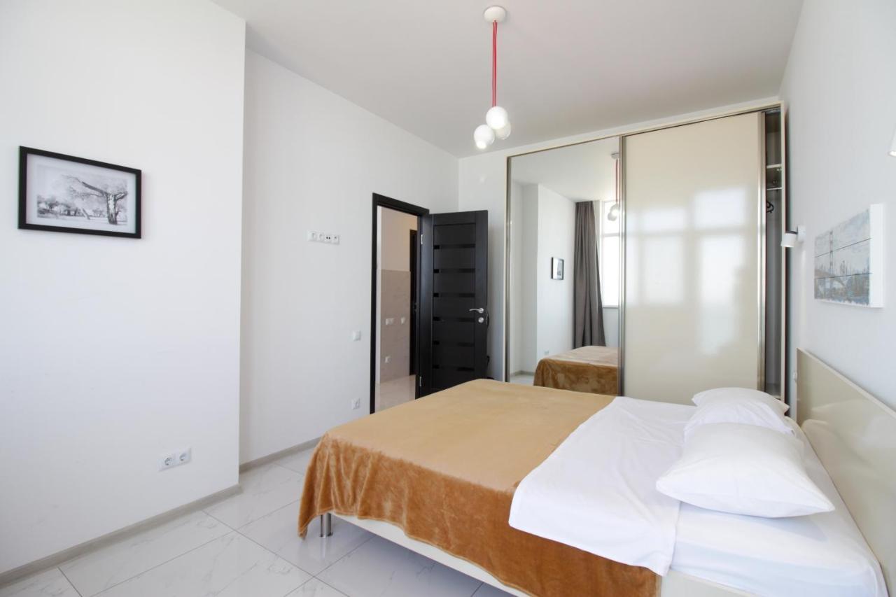 Apartments Inasaredze Batumi Bagian luar foto